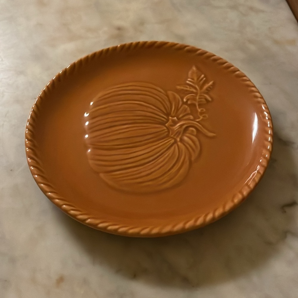 CMG-Made In Portugal 🇵🇹-Small-Orange-Pumpkin-Plate-7” - Picture 6 of 12